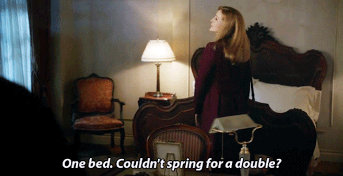 sarcasmcloud:Darius definitely not sleeping (with Grace) - Salvation s01e07-08