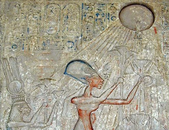 A Pharaoh Thrice Buried? The Mystery of the Tombs of Pharaoh Akhenaten