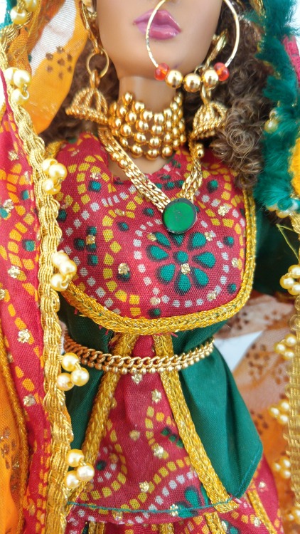 reinaaleerasbarbies: Outfit: Barbie Roopvati Rajasthani - Expressions of India - 1997