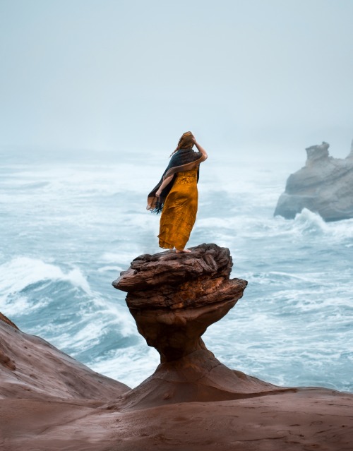 elizabethgadd:    I’m in love with the world. And the mud, wind and rain won’t stop it.   