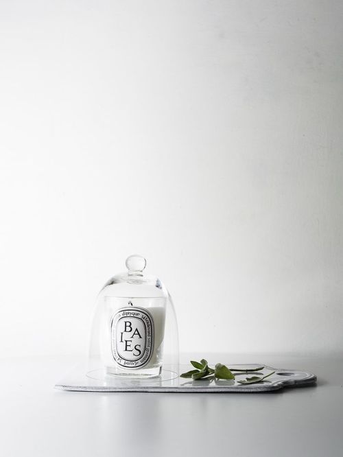 april-look:  Home Fragrance - Baies candle   