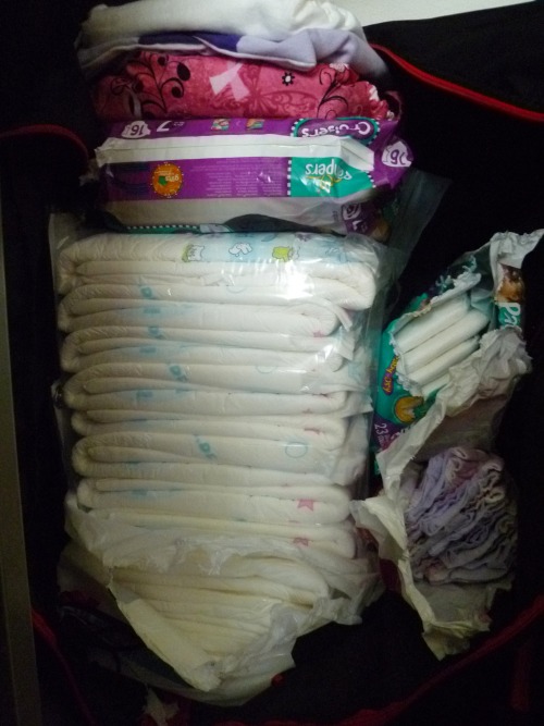 thatpoofybunny:  Have some literal diaper porn pictures