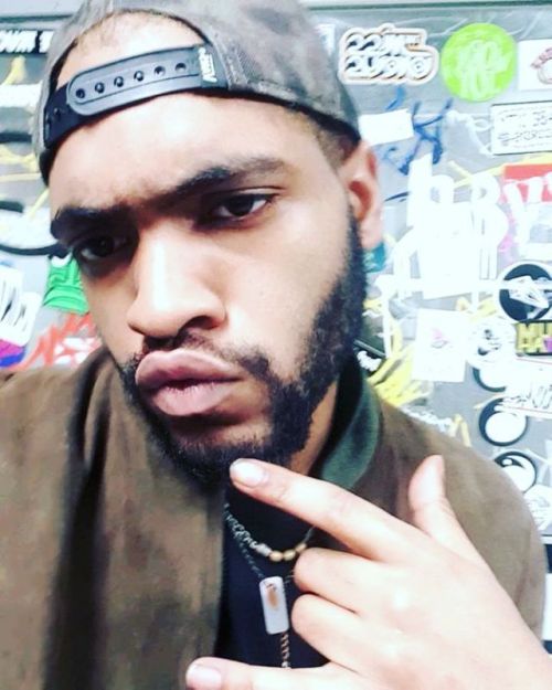The other night #baltimore #nightowl #selfie #monday #mood #daily (at The Crown)
