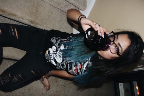 sovietsweetheart:I got drunk at my own pop punk party and carried my dog everywhere