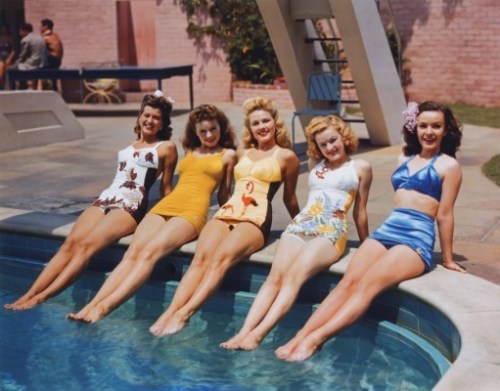 barbaraexist: Trudy Marshall, Jeanne Crain, Gale Robbins, June Haver and Mary Anderson in 1944.