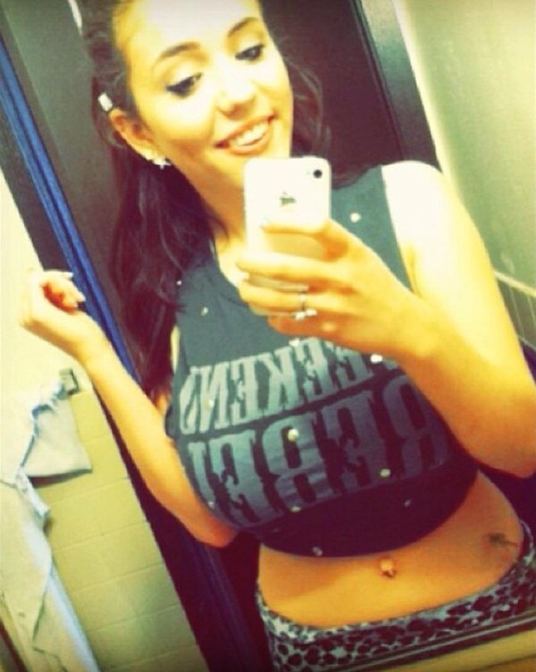 Mostly huge tits, scenes and poses I like
