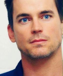 bomerlandia:  White Collar Merchandise ==&gt; http://bit.ly/LxqANk