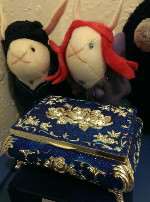 Regina and Sansa are guarding my jewelry. I like to imagine Regina adopting Sansa. Bunnies made by T