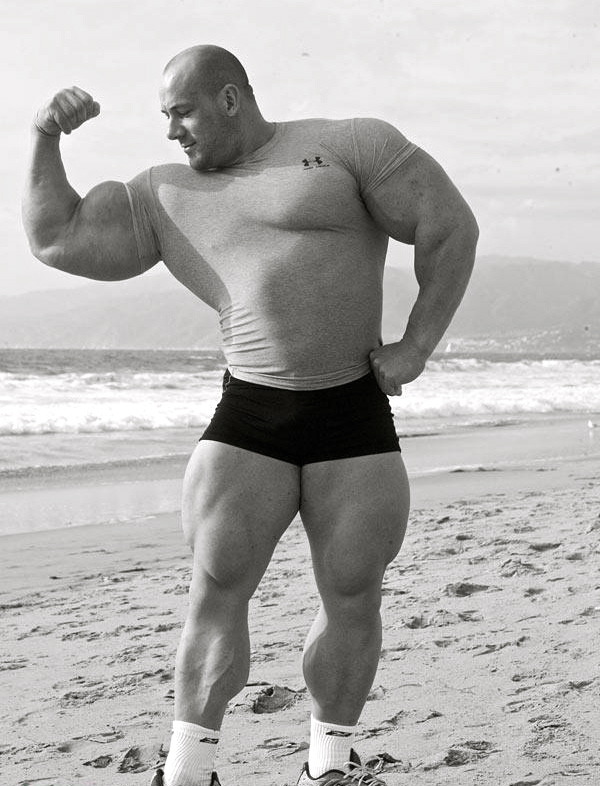 size-king:  Burneika flexing his off season bod. 