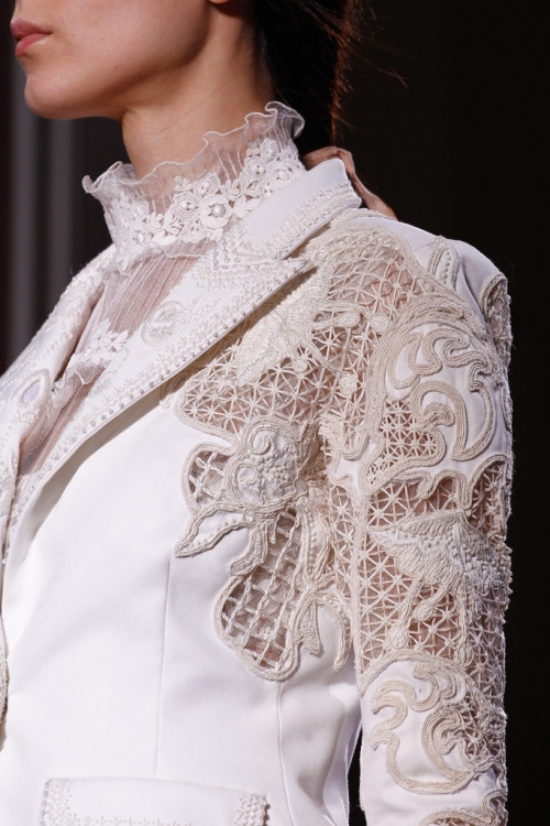 burbaie:    Valentino Spring 2012 Couture  