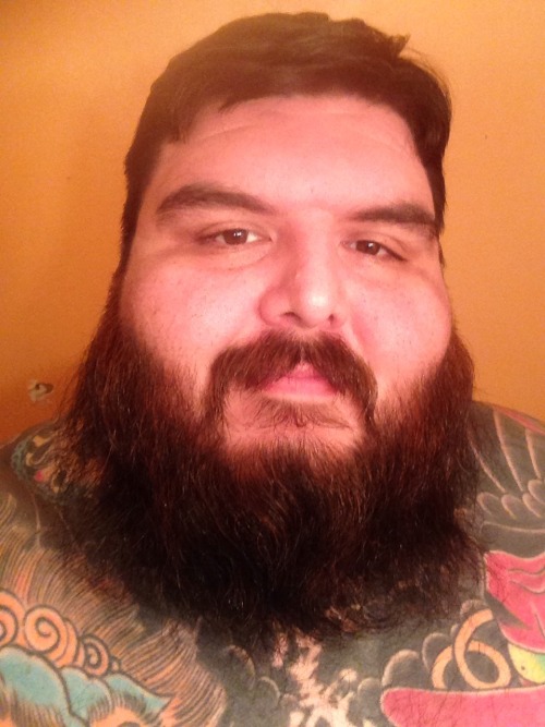 chub-connoisseur:  bigblockgamc:  Beard game strong  Damn! Would all you agree that he’s absolutely the hottest and grrrrr-ish man of all time!??!