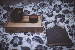 lauramakabresku:  Oolong, letters and silent.