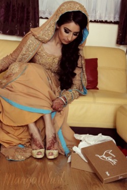 beautifulsouthasianbrides:  Photo by:Mango