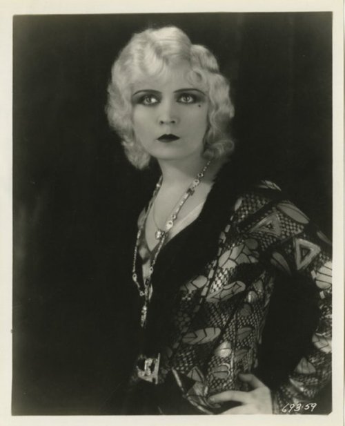 Portrait of Pola Negri in Three sinners directed by Rowland V. Lee, 1928