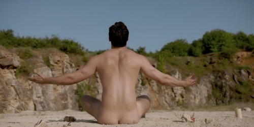 Josh Bowman nude ass movie scenesSource: bananahunks.com