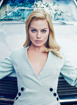 Margot Robbie Daily