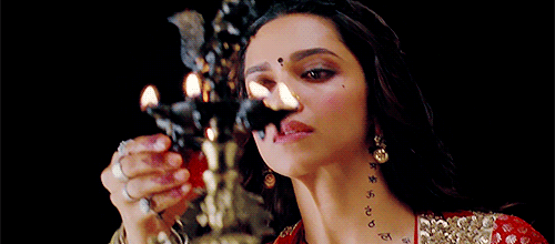 tumblr_nt0yoke4Bv1s2mz5io2_500.gif