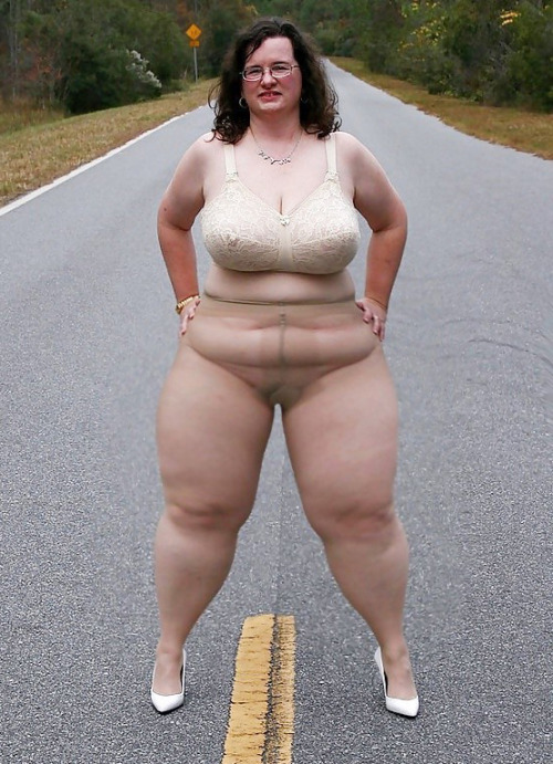 dynomiteshow:  Stop posting the fake pic of this lady . This is how she really looks .