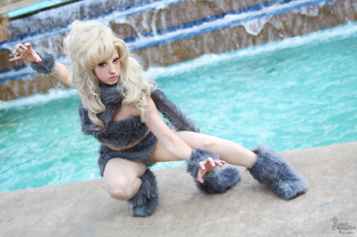 artemismooncosplay:Love these two pictures of my Ayla cosplay from Otakon!First picture by EleventhP