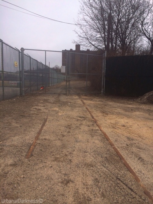 urbanaldarkness:  All the Abandon Rockaway Branch Line pictures all in one that I took today with @ahmazingviews. Urban decay everyone, its absolutely amazing!  This is the abandon rockaway line in Queens, New york city. Been abandon and in urban decay