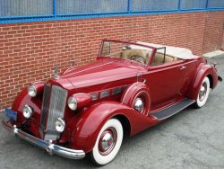 vintagegeekculture:  The 1939 Packard Convertible, which as all true video game fans know, is the car of choice of Carmen Sandiego.  