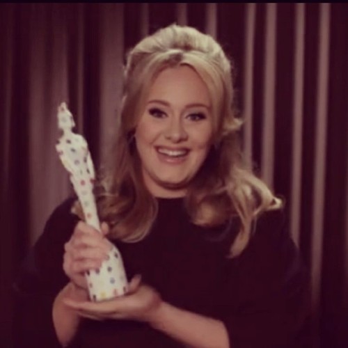 oneandonlydaydreamers:  Adele looks so pretty last night when she did her speech for her award at brits. #adele #delly #adeleadkins #instagood #instamood #instaadele #instafollow #instapretty #pretty #beautiful #award #brits #amazing #follow #followme