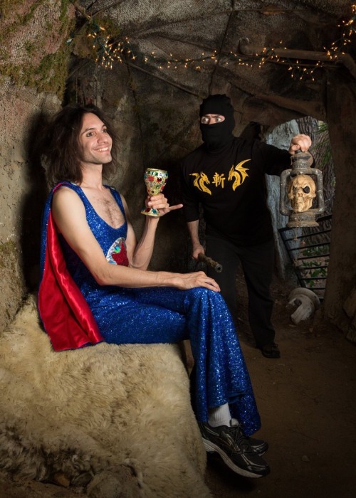 morganamoonstone:@ninjasexparty: Here’s a SWEET PIC from the Under The Covers booklet that comes wit