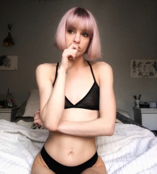blondetrash:  lil one
