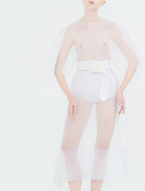 pauljungdiary:  bienenkiste:  Melitta Baumeister S/S 2015  Melitta Baumeister SS15Ph. Paul Jung