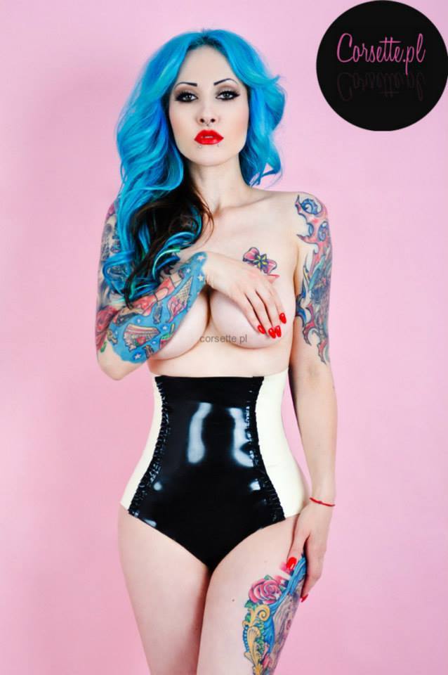 corsettepl:  New, sexy latex panties are in our shop! http://www.corsette.pl/en_GB/p/High-waisted-latex-panties-CML04/558
