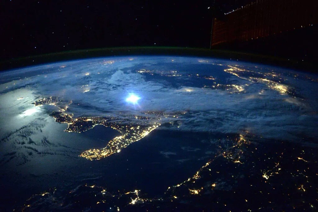 just–space:  Moonlight over Italy, taken by Astronaut Scott Kelly - #YearInSpace