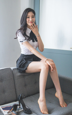 scandalousgaijin:  Skirt: 61,200 ₩