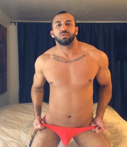 jewishpapi:  Merry Xmas to all my followers