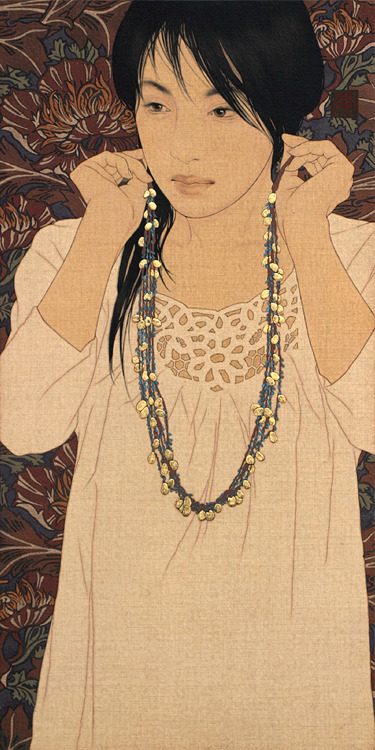 theangelicaus:  Ikenaga Yasunari is a 1965-born Japanese artist. His paintings depict beautiful women, whose expressions and postures suggest a dreamy atmosphere. 