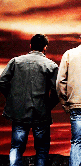 angelinasjoli:  dean winchester + bowlegs 