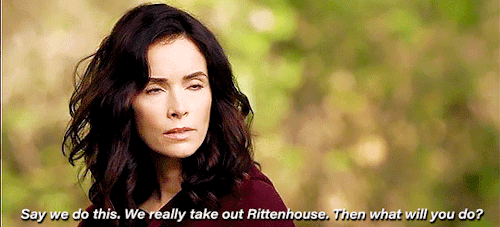 queenincrimson:Lucy x Flynn Moments              The Capture of Benedict Arnold (1x10)