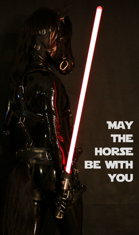 nighty-horse:  The result of a nerdy photoshoot when visiting friends :) 