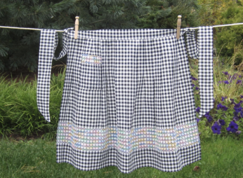 littlevintagedove - Aprons are the cutest things! I am always...