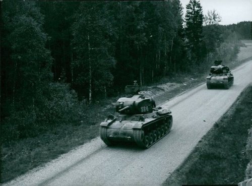 bmashine:Medium tanks Strv m/42 on the exercises of the Swedish army; ~ early 50-ies.