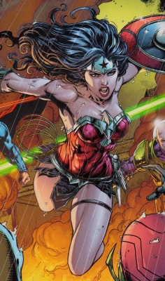 vikaq:  Jason Fabok’s run as the artist for Justice League so far can be summed in two words. Wonder Woman!!