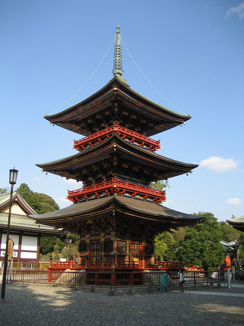 IMG_8690 on Flickr. Three-Storied Pagoda in Narita San, Narita Chiba