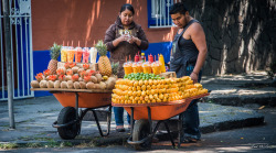 vivirenmexico:Vendedores de Fruta