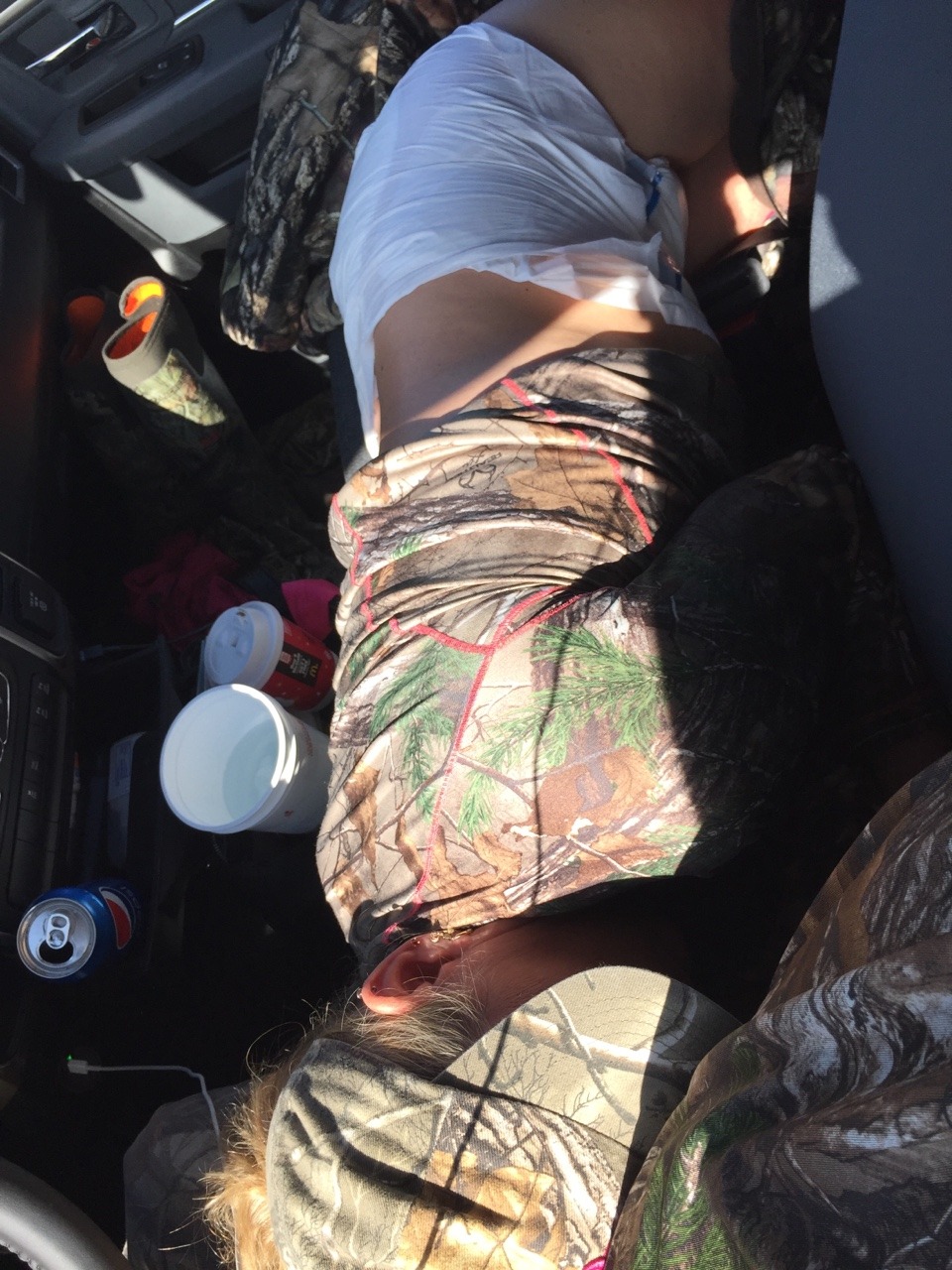 thebambinogirl:  Tired after a long morning of hunting. Daddy let’s me wear my