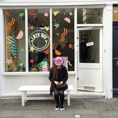 yeoli:  stuff and london and stuff