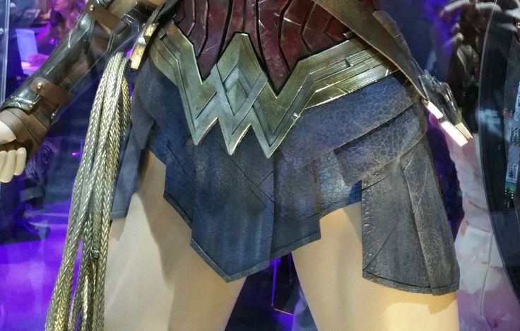 GUEST POST: 'Wonder Woman'—Armor vs. Underwear & Why It Matters - We So Nerdy