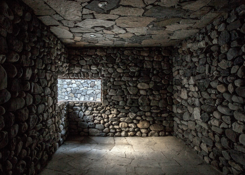 throughjo:  on surfaces covered with stone… a radio broadcasting station by Archium
