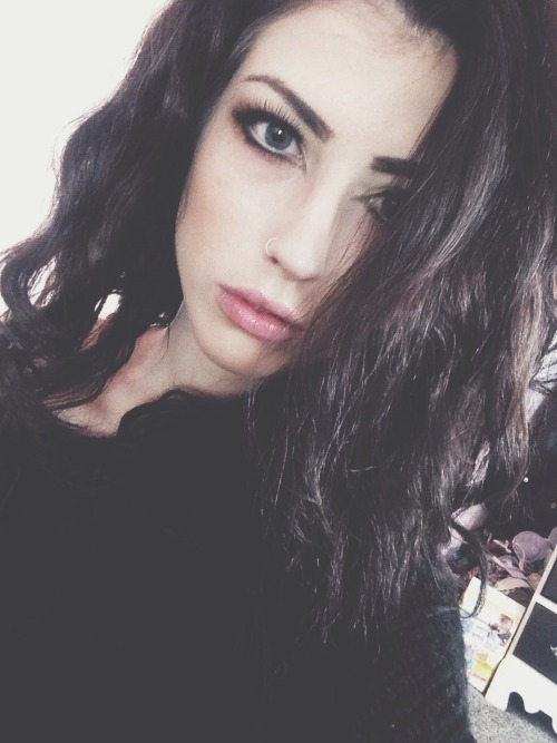 snailgirl812:  My hair is darker 🙏