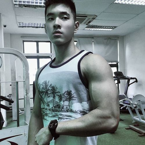 sgsexyboys: