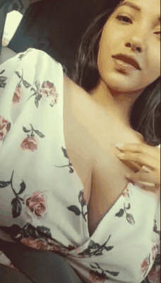 meatgod:  your-sugarpot: A teeny bit of car fun😘  Thank you to everyone who offered to pay for my stuff💕 I have my prices ready so dm me if you’re interested!   Amazing tits, meatGod approved 