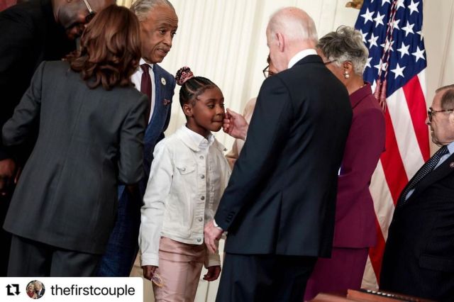 #Repost @thefirstcouple with @make_repost ・・・ On the two-year anniversary of the death of George Floyd, President Biden just signed an Executive Order that delivers the most significant police reform in decades. It will increase accountability, ban certain force-usage actions, restrict certain entries, and more for federal law enforcement officers — and it incentivizes state and local officers to do the same.  President Biden called Gianna, Floyd’s daughter, up to the stage and interacted a bit with her. “You know what she told me when I saw her when she was a little little girl two years ago? Seriously, pulled me aside and she said: “My daddy changed the world.”   President Biden also confirmed both him and the First Lady will visit Texas in the coming days. Jill and I will be traveling to Texas in the coming days to meet with the families and let them know we have a sense of their pain, and hopefully bring some little comfort to a community in shock, in grief and in trauma.”  Date and exact places are yet to be confirmed as there are still ongoing proceedings in Uvalde.  . .  Images | Jim Watson, Oliver Contreras  #biden #joebiden #jillbiden #drbiden #potus #flotus #president #firstlady #usa #unitedstates #politics  https://www.instagram.com/p/CeALHDUgPpK/?igshid=NGJjMDIxMWI= #repost#biden#joebiden#jillbiden#drbiden#potus#flotus#president#firstlady#usa#unitedstates#politics